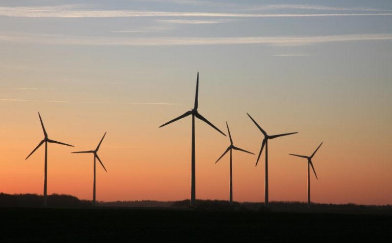 Éolienne individuelle : faut-il investir dans cette énergie renouvelable ?