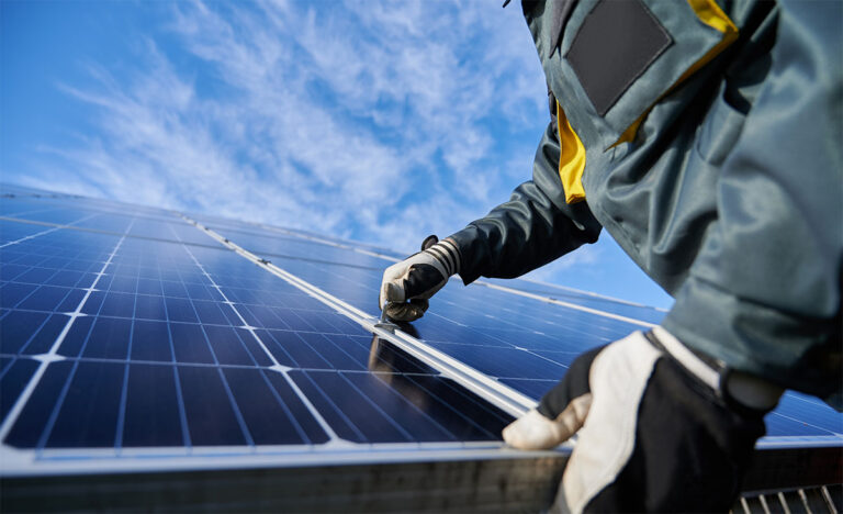 Rentabilité des panneaux solaires : conseils et informations pour maximiser votre investissement
