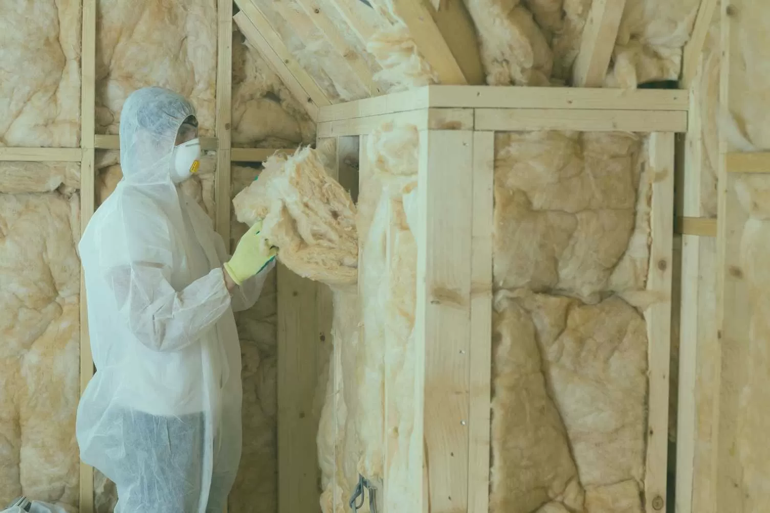 comment isoler phoniquement les murs de votre chambre astuces pour un environnement calme.webp