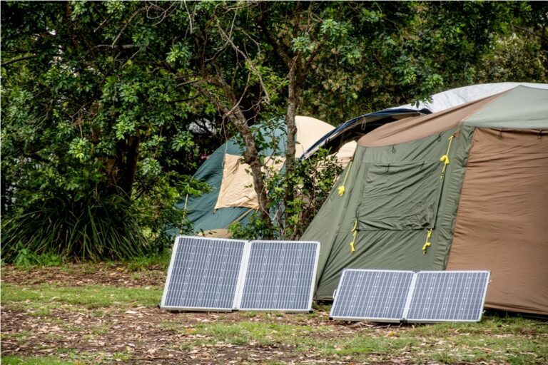 panneau solaire 12 volt applications pratiques et choix des equipements associes.jpeg