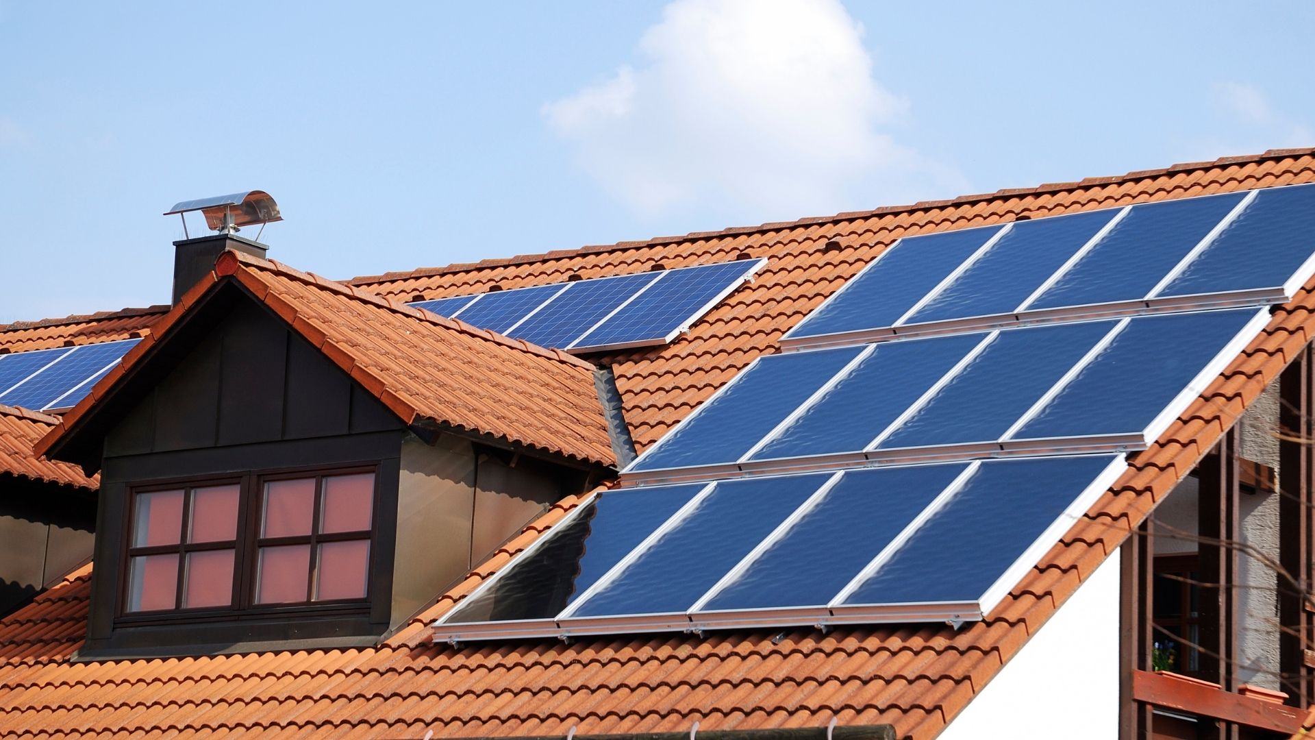 prix des kits de panneaux solaires comparaison des couts et des performances pour une decision eclairee.jpeg